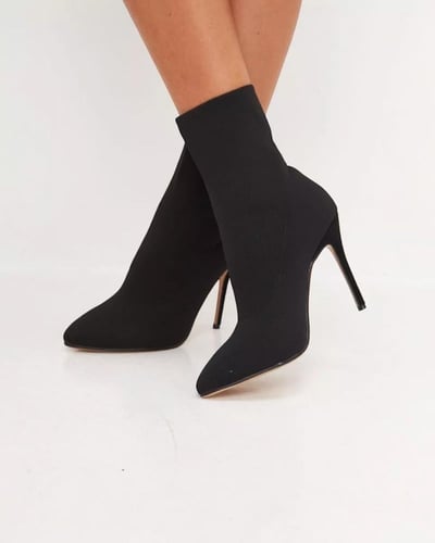 بوت نسائي بكعب عالي وأطراف مدببة - تصميم كلاسيكي أ...