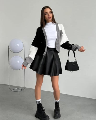 سترة نسائية كارديجان ملون بأكتاف منسدلة