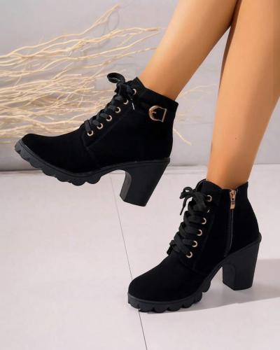 حذاء نسائي بكعب عالي عصري مع أشرطة أمامية