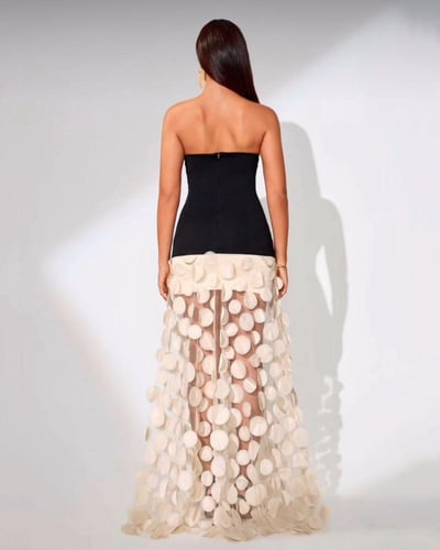 فستان ماكسي بتصميم شبكي طويل مكشوف الكتف