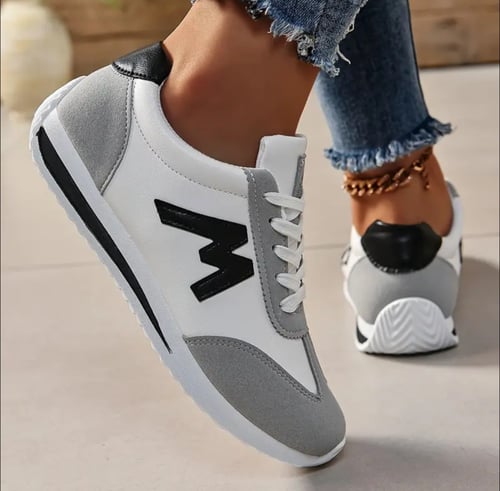 حذاء رياضي كاجوال للنساء