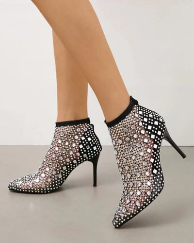 حذاء بوت بتصميم شبكي مرصع بأحجار الراين