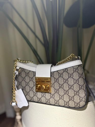 شنطة قوتشي Gucci -padlock أبيض White .