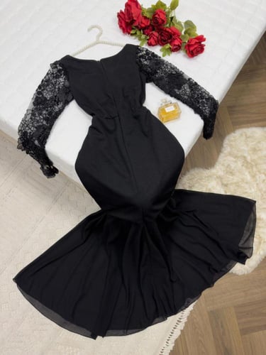 فستان لكره كريب على كم كلفه سهره أسفل الفستان شيفو...