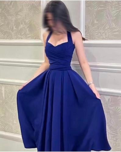 فستان سهرة نيلي ميدي بقصة علاقي من التفته
