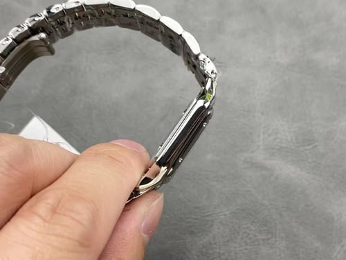 PANTHÈRE DE CARTIER WATCH, SMALL MODEL