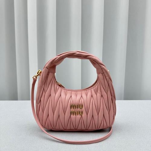 Wander matelassé nappa leather hobo bag