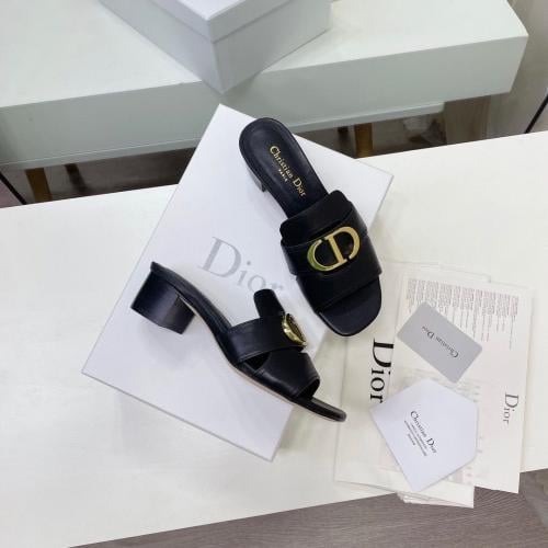 30 Montaigne Heeled Slide