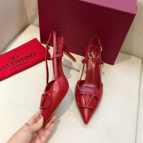 VLOGO SIGNATURE CALFSKIN SLINGBACK PUMP 80MM / 3.1...
