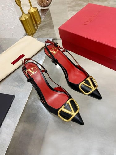 VLOGO SIGNATURE CALFSKIN SLINGBACK PUMP 80MM / 3.1...