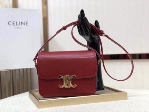 CLASSIQUE TRIOMPHE BAG IN SHINY CALFSKIN