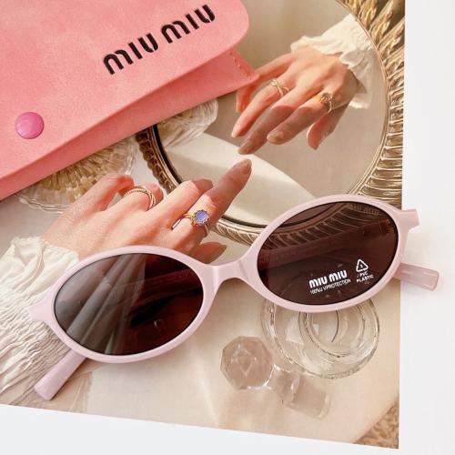 Miu Regard sunglasses