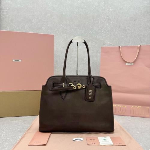 Oak Aventure Nappa Leather Bag