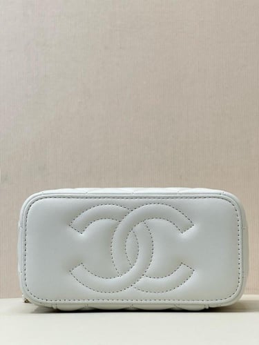 Small Top Handle Vanity Mirror Case