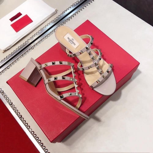 ROCKSTUD CALFSKIN LEATHER SLIDE SANDAL 60 MM