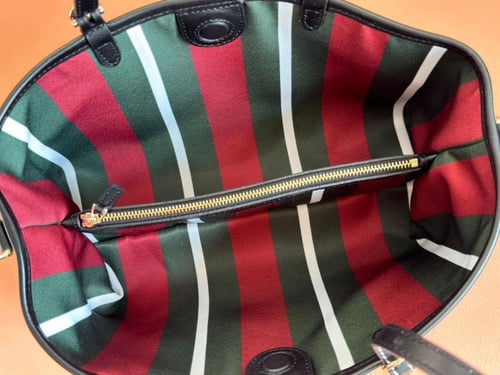 GG EMBLEM SMALL TOTE BAG