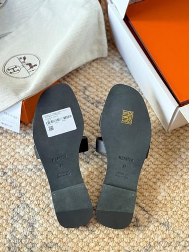 Hermès Oran Sandal