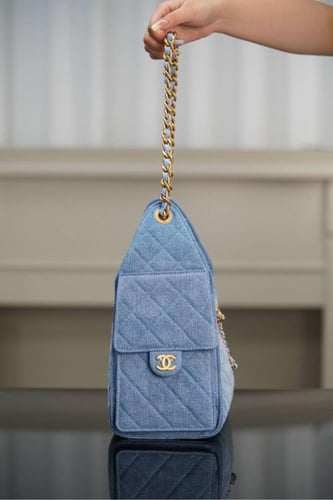 CHANEL 25 SMALL HANDBAG