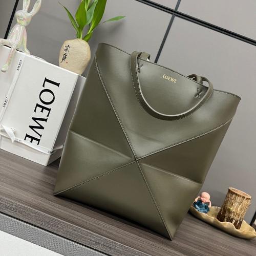 Medium Puzzle Fold Tote in Shiny Calfskin
