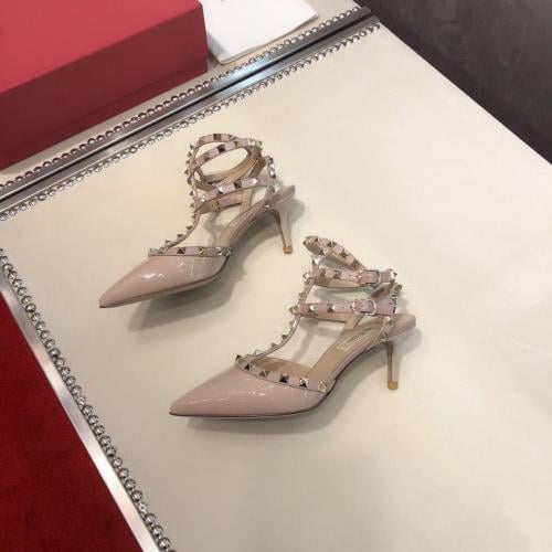 ROCKSTUD CAGED PUMP