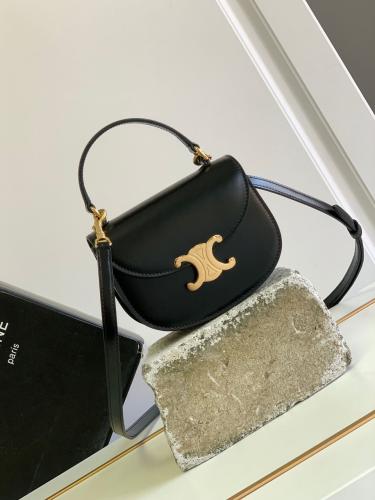 MINI BESACE CLEA IN SHINY CALFSKIN