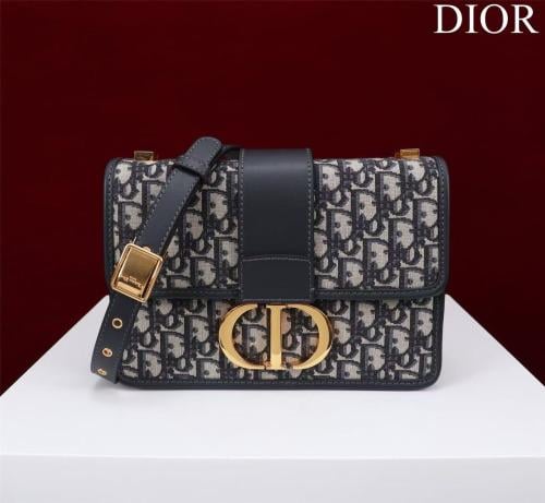 30 Montaigne Bag