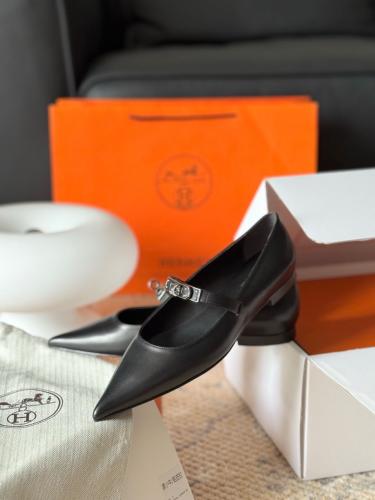 Kelly ballet flat