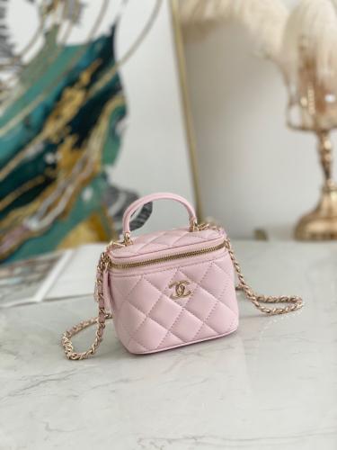 CLASSIC SMALL VANITY WITH CHAIN