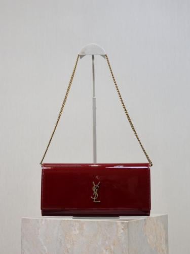 KATE CLUTCH IN PATENT LEATHER
