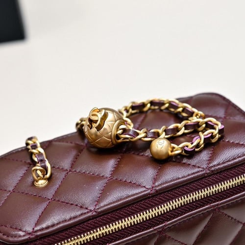 Small Pearl Crush Vanity Case