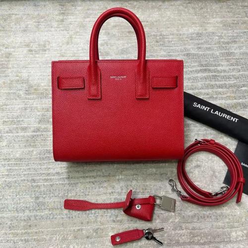 SAC DE JOUR NANO IN GRAINED LEATHER