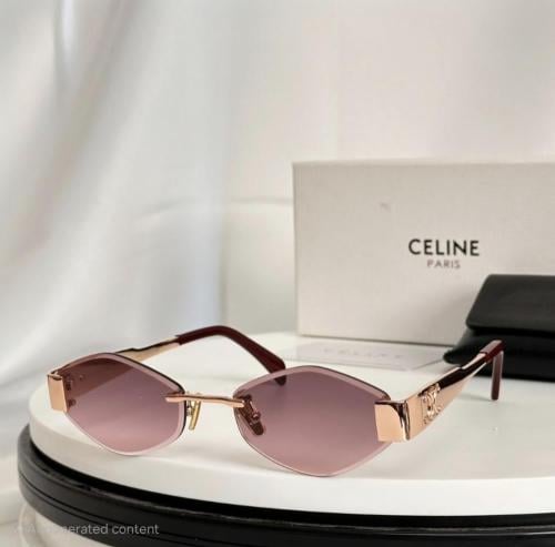 نظاره سيلين celine lip shaped