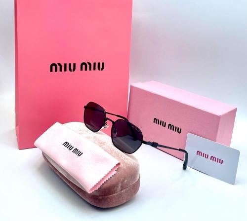 Sunglasses from the brand Miu Miu - 2 colors