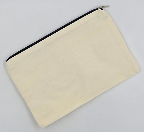 حقيبة مكياج قماشية بإسم "ريم"