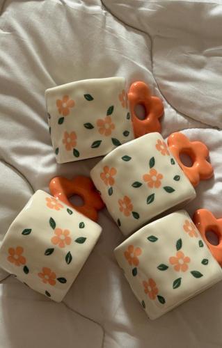 كوب الورود البرتقاليه