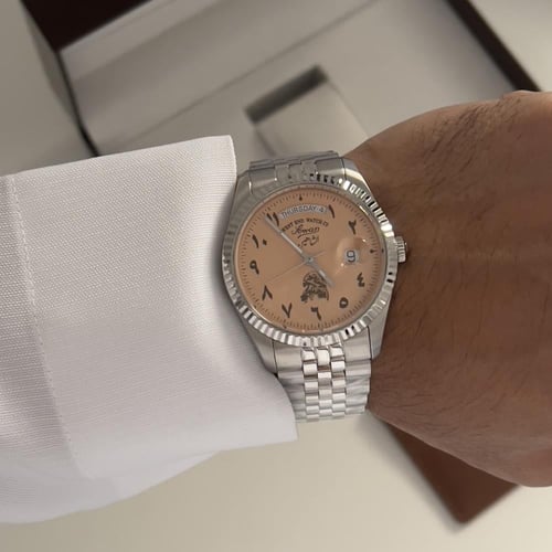 ساعة ويست اند اصدار الشاهين