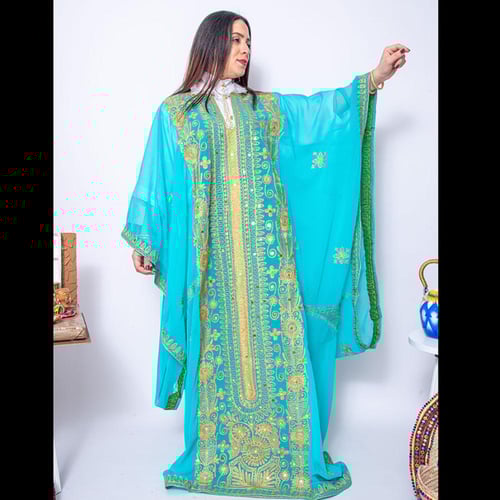 ثوب خليجي تركواز