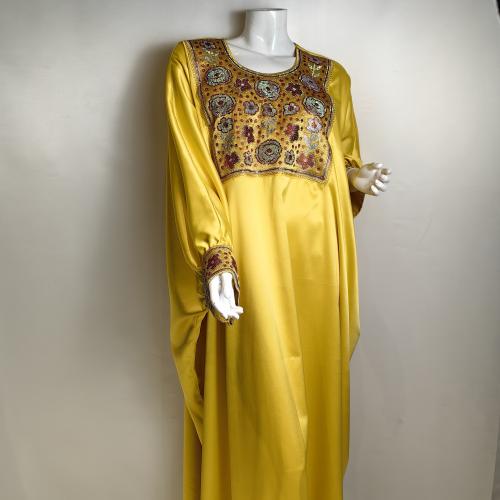 فساتين بفصوص