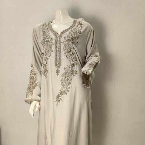 جلابية مطرزه سكري