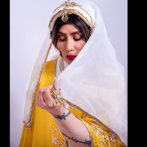 الزبون الاصفر