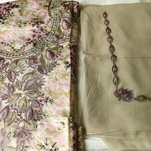 مخور مع طرحه بيج مع وردي