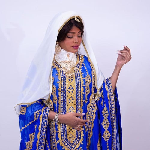 لبس حجازي نيلي