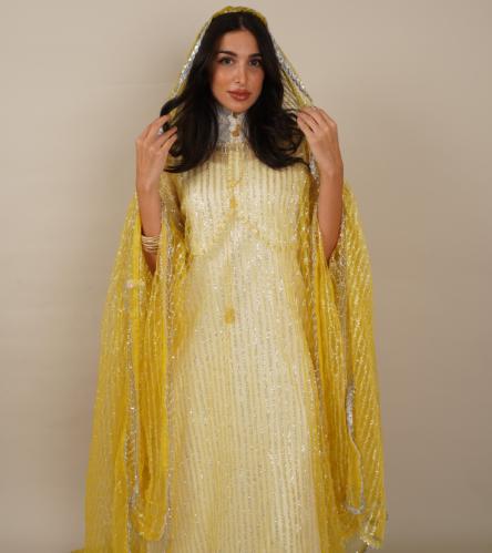 لبس الزبون الاصفر