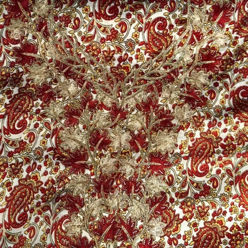 مخور مع طرحه