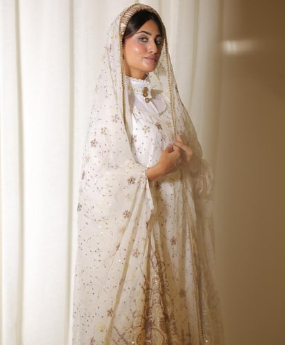 ثوب زبون ليله الحناء