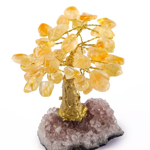 شجرة سيترين على حجر الاميثيست