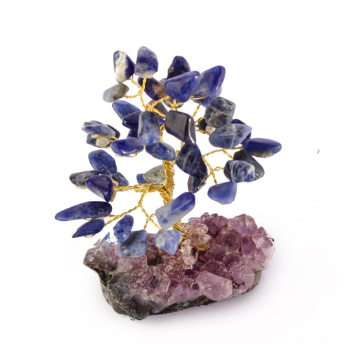 شجرة سودالايت على حجر الاميثيست