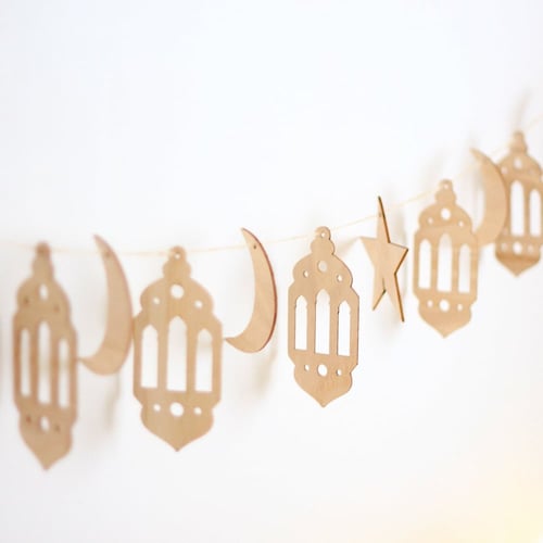 زينة خشبية ديكور