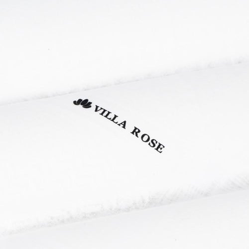 شماغ فيلا روز أبيض كلاسيك انجليزي اصدار 2025