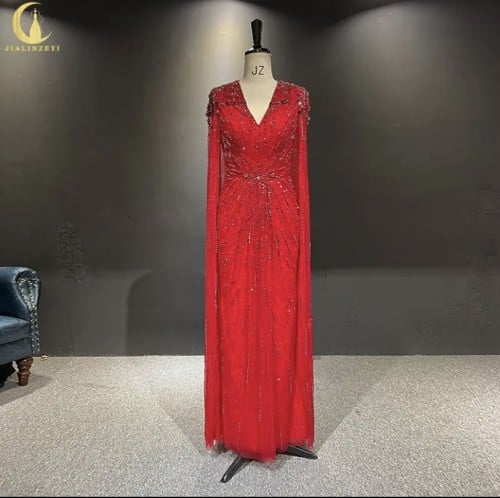 فستان سهرة فاخر تطريز يدوي